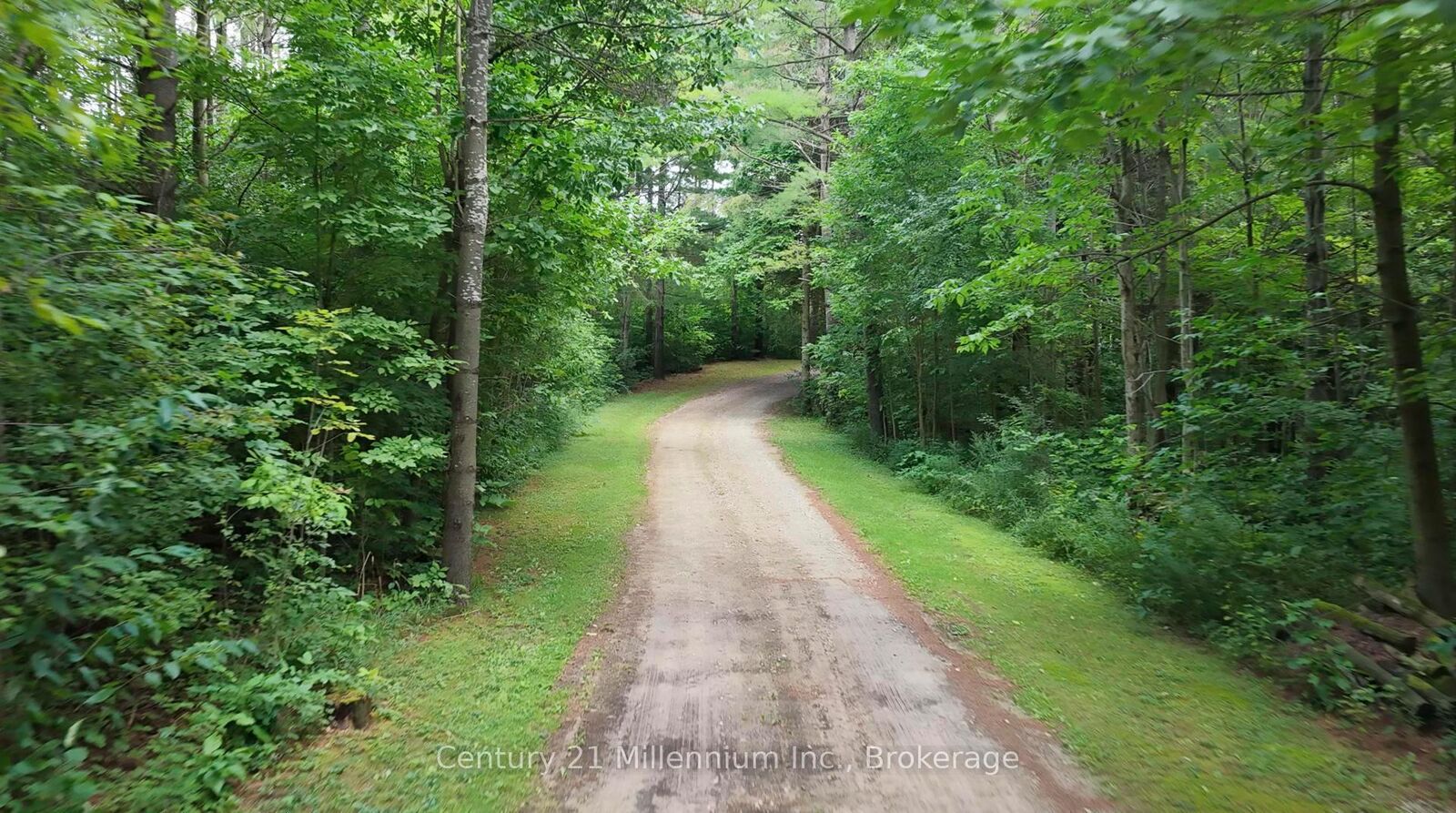 Photo de la propriété: 9849 Wellington Rd 3 N/A ON N0G 1M0