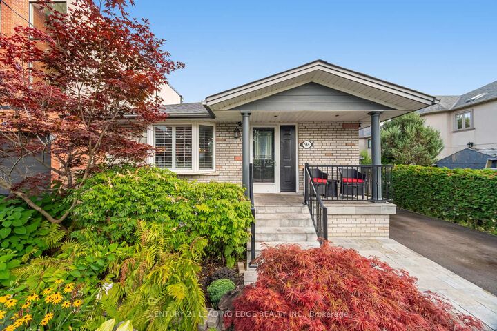 586 Curzon Avenue  Mississauga ON L5G 1P9 photo