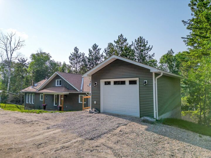 Property Photo: 1500D Peninsula Road ON P1B 8G4
