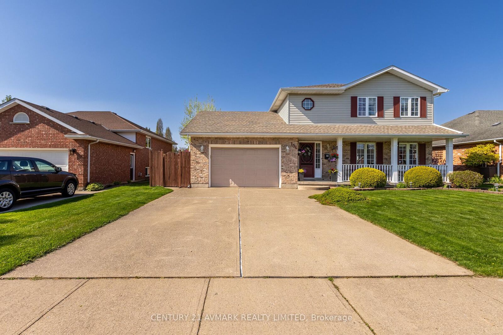 Property Photo:  154 Michael Drive  ON L3C 7B7 