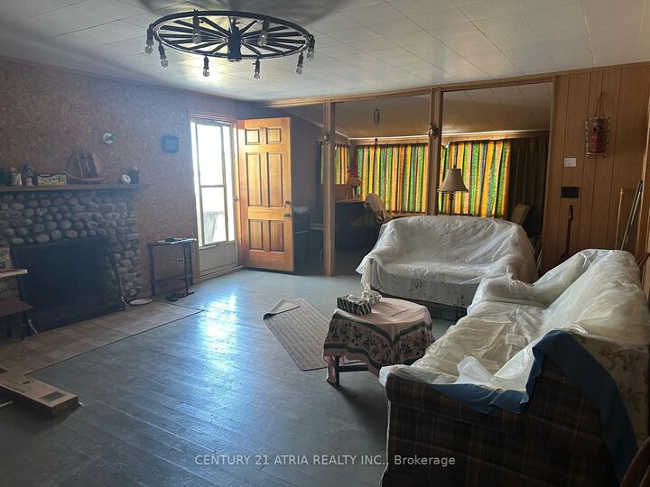 Property Photo:  452 Champlain Road  ON L9M 1S5 