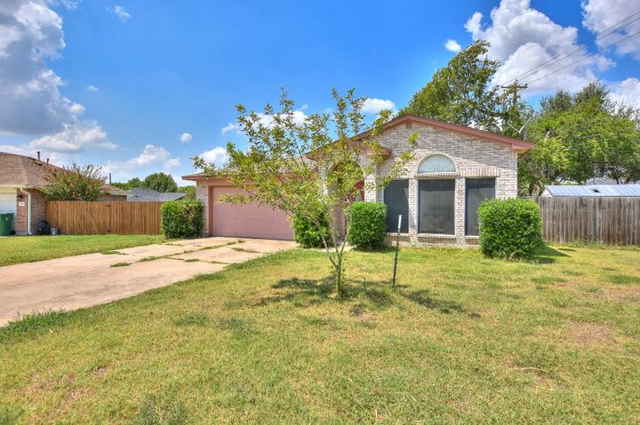 Property Photo: 3007 Crystal Cove TX 76574