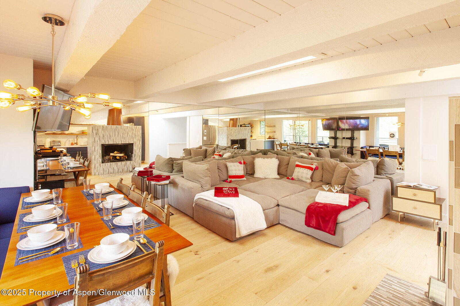 Property Photo: 1039 E Cooper Avenue 16A CO 81611