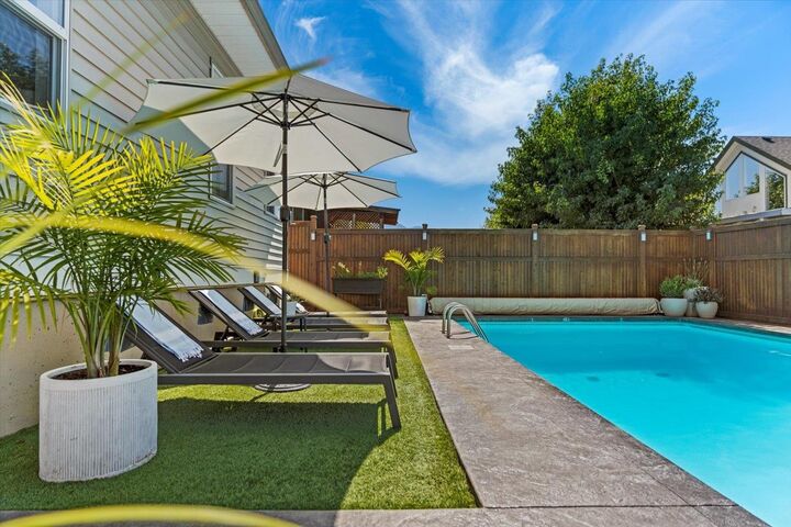 6819 School Lane  Chilliwack BC V2R 5T1 photo