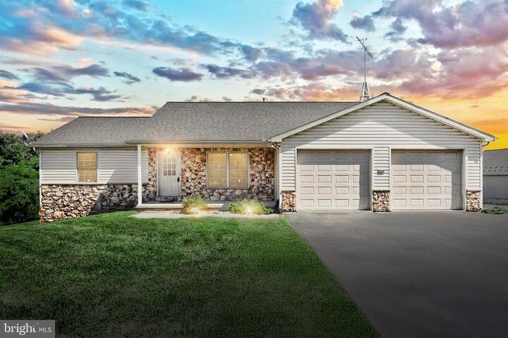 965 E Butter Road  York PA 17406 photo