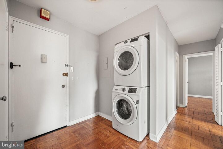 Property Photo:  2601 Pennsylvania Avenue 842  PA 19130 