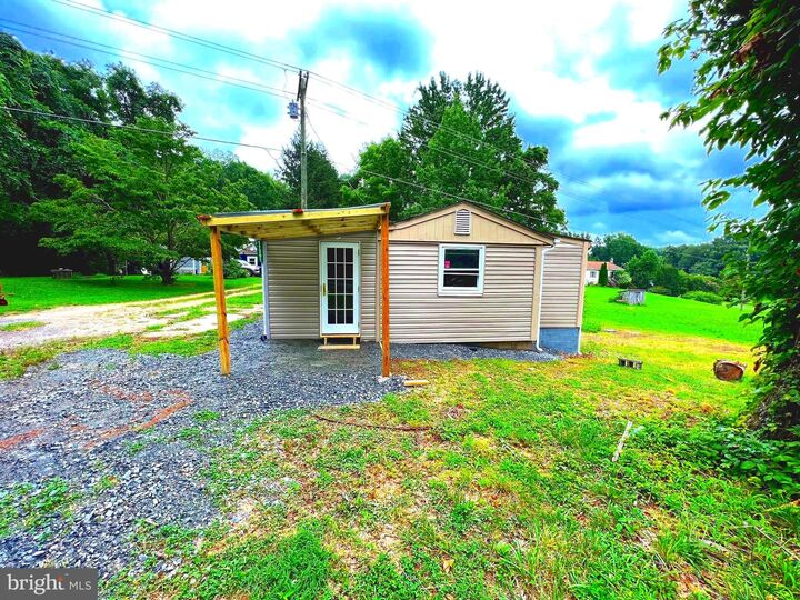 Property Photo: 11291 Pine Hill Road VA 22485
