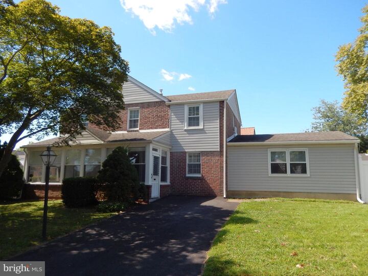 Property Photo:  640 Stockton Circle  PA 19078 