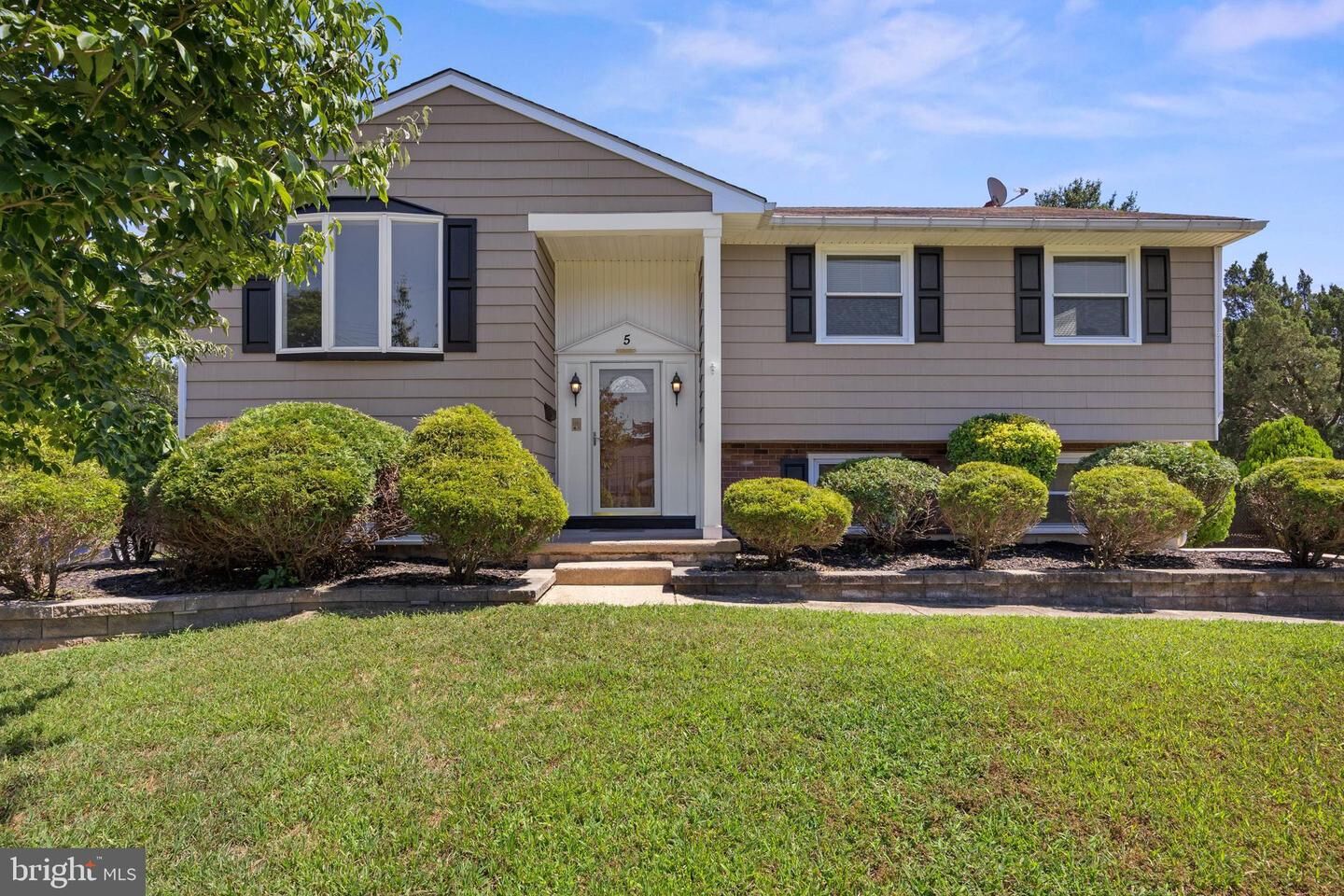 Property Photo: 5 Academy Drive NJ 08084
