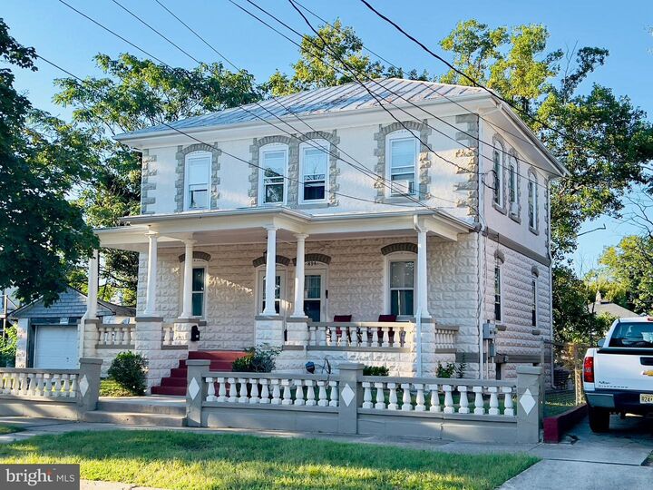 Property Photo: 814 E Cherry Street NJ 08360