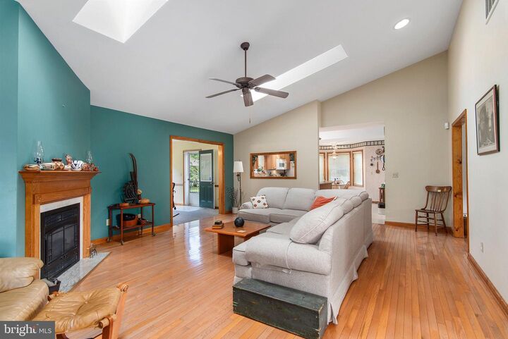 Property Photo: 225 Duke Of Kent Street MD 21620