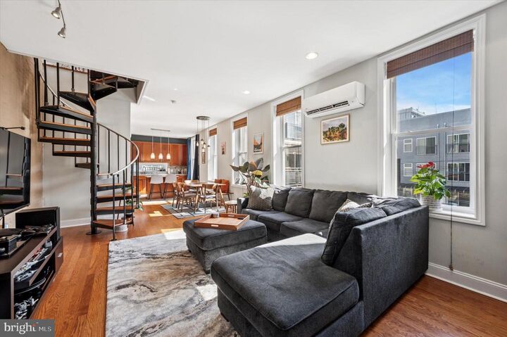 1111 Mount Vernon Street 3  Philadelphia PA 19123 photo