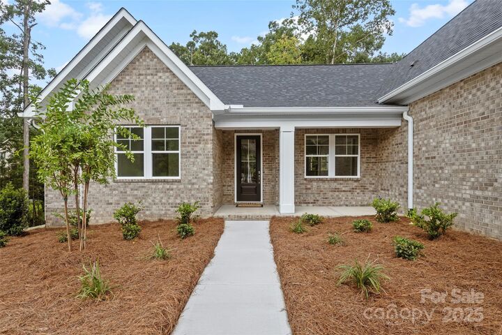 Property Photo: 1028 Lyndon Drive SC 29720