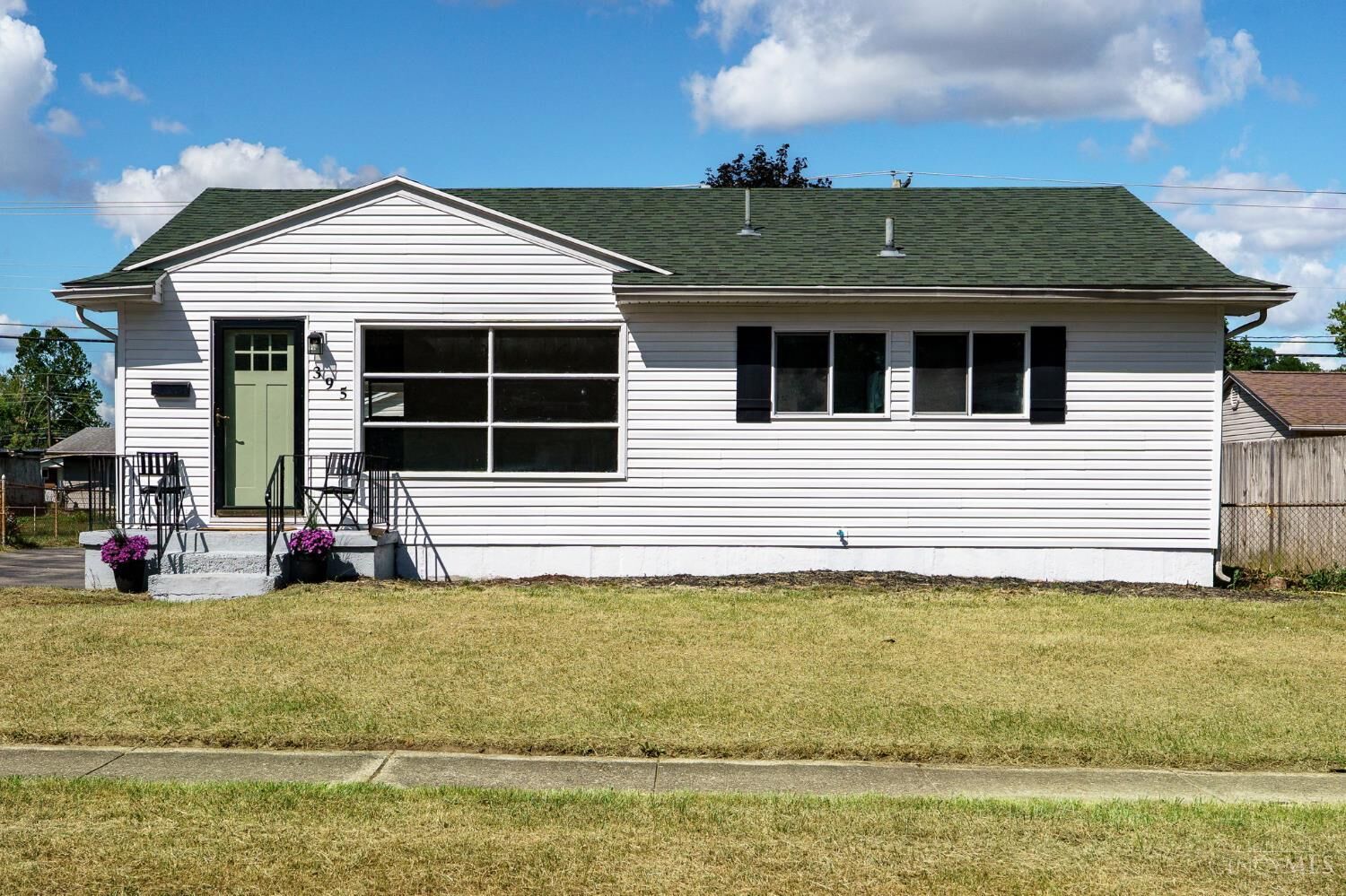 Property Photo:  395 Dundee Circle  OH 45431 