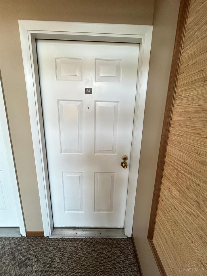 Property Photo: 5140 Old Oak Trail OH 45238