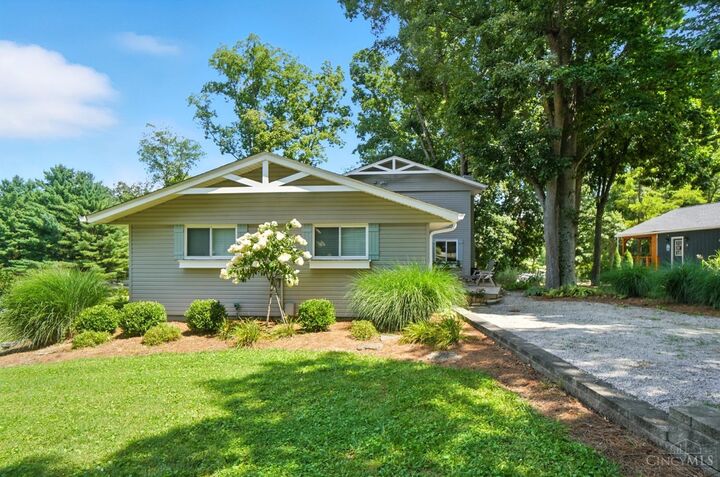 1057 Brunswick Drive  Perry Twp OH 45118 photo