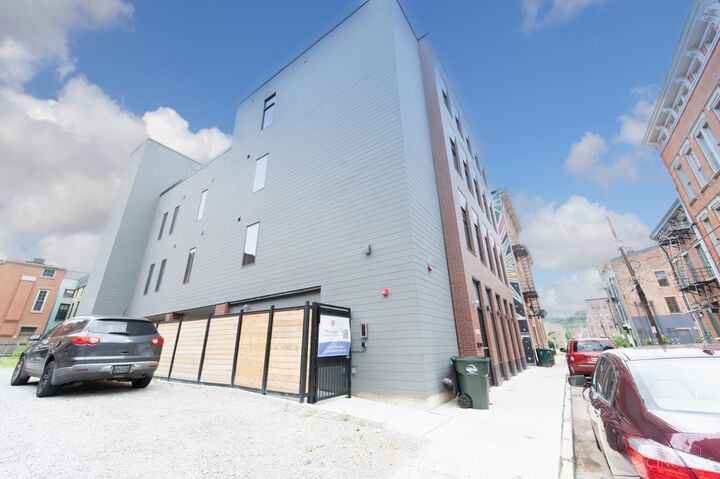 Property Photo: 1531 Pleasant Street OH 45202