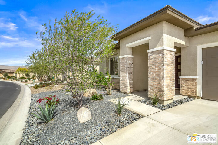 Property Photo:  76 Claret  CA 92270 