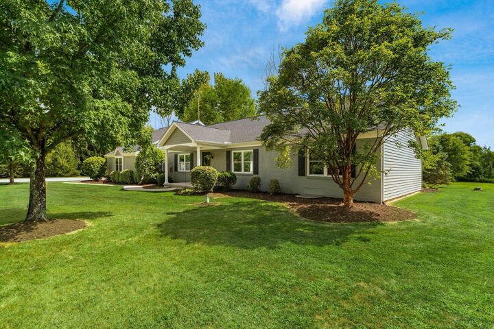 Property Photo: 9655 Salem Church NW Road OH 43110