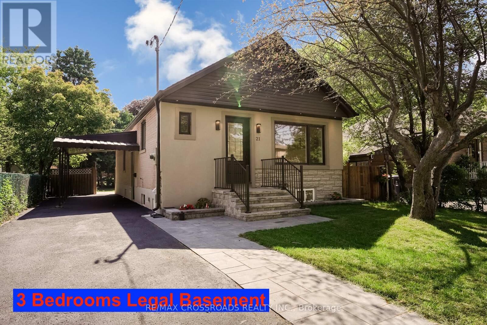 Property Photo:  21 Karnwood Drive  ON M1L 2Z4 