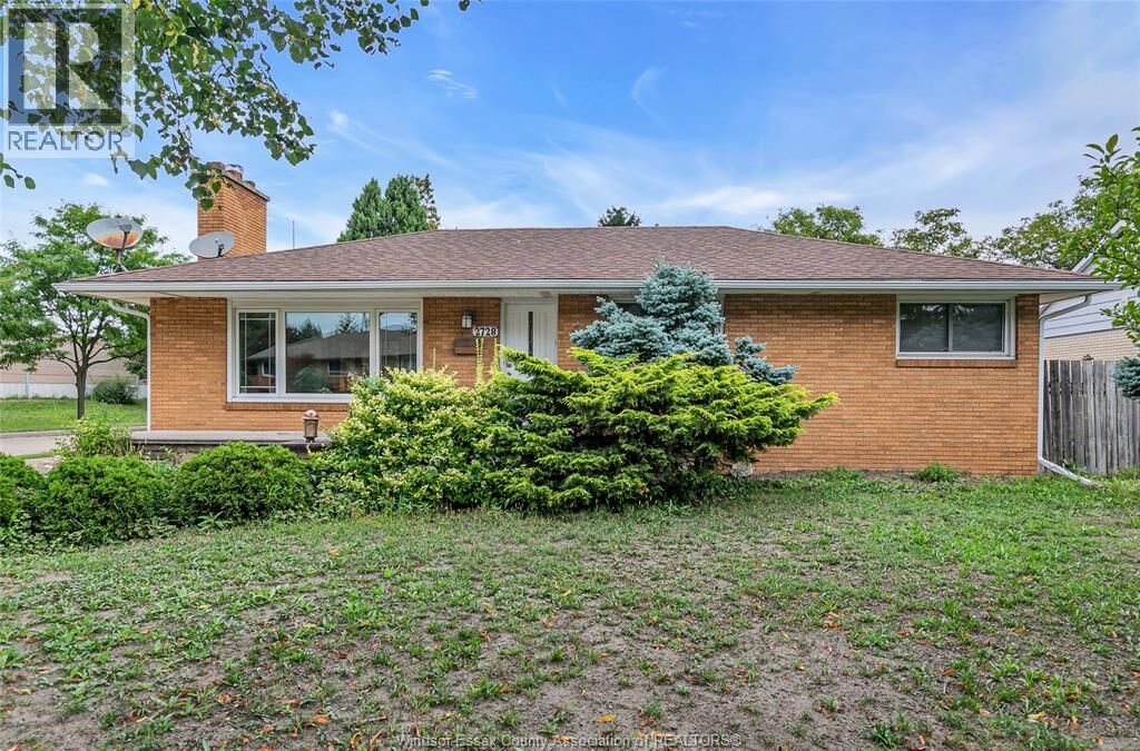 Photo de la propriété: 2728 Radisson Avenue ON N9E 1Y3