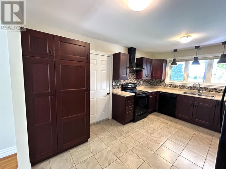 Property Photo: 68 New Mexico Drive NL A2N 2W1