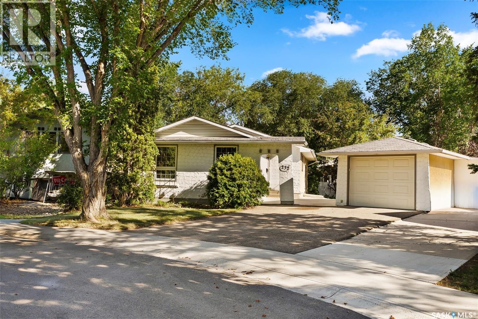Photo de la propriété: 232 Nagel Crescent SK S4N 4N5