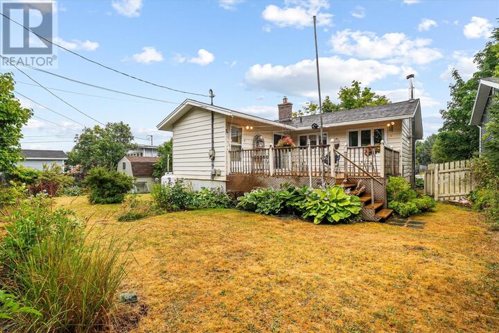 Photo de la propriété:  18 Cambridge Avenue  NL A1A 3N6 