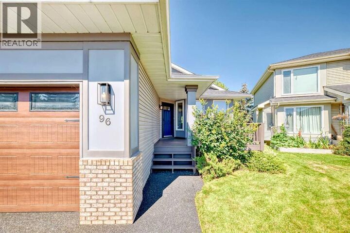 Property Photo: 96 Douglas Shore Close Southeast AB T2Z 2K8