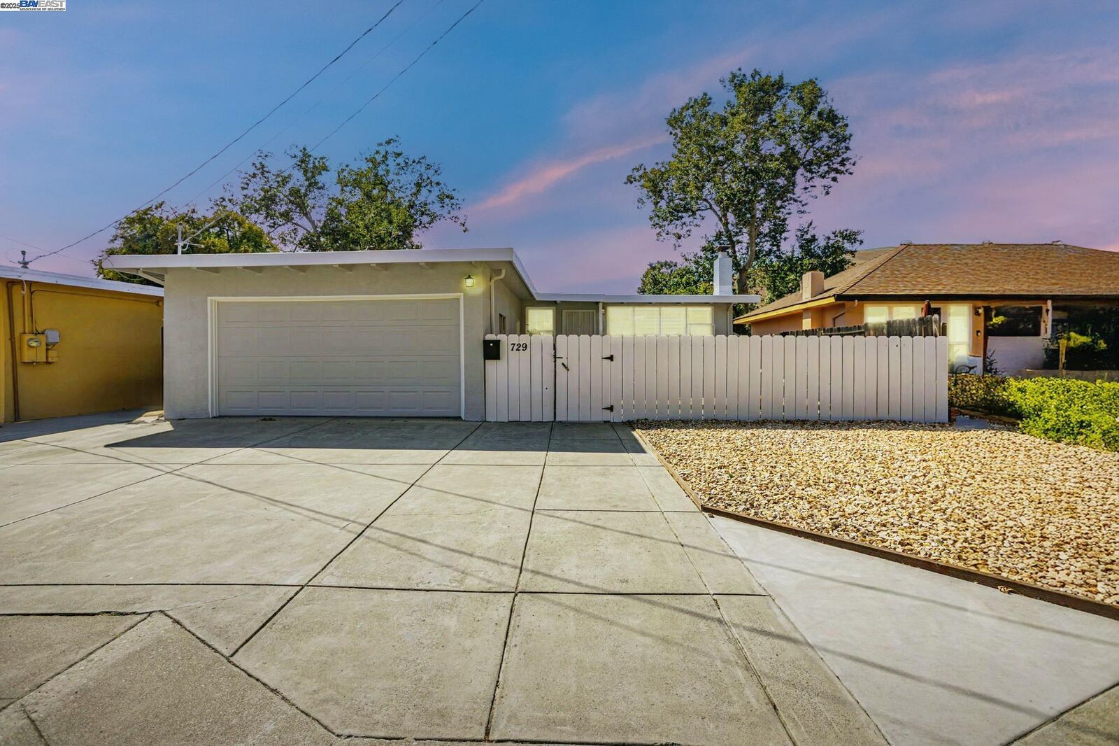 Property Photo: 729 Wasatch Dr CA 94536