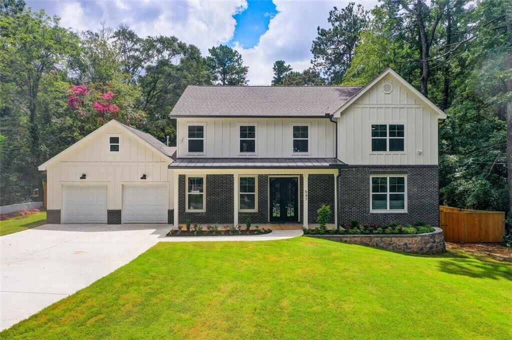 Property Photo: 547 Ridge Avenue SW GA 30126