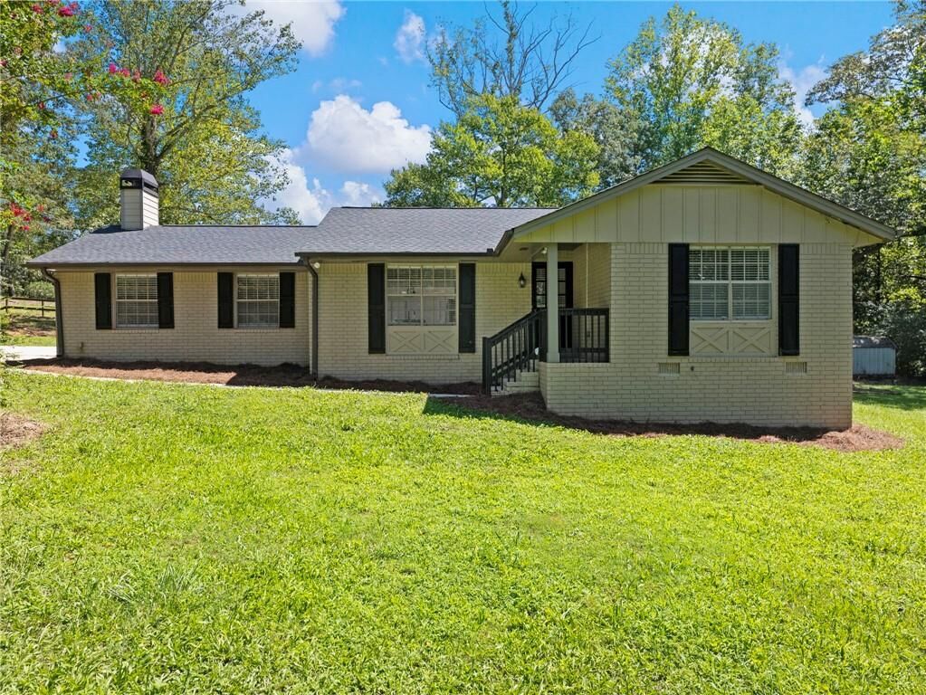 Property Photo: 5206 Old Hickory Place GA 30506