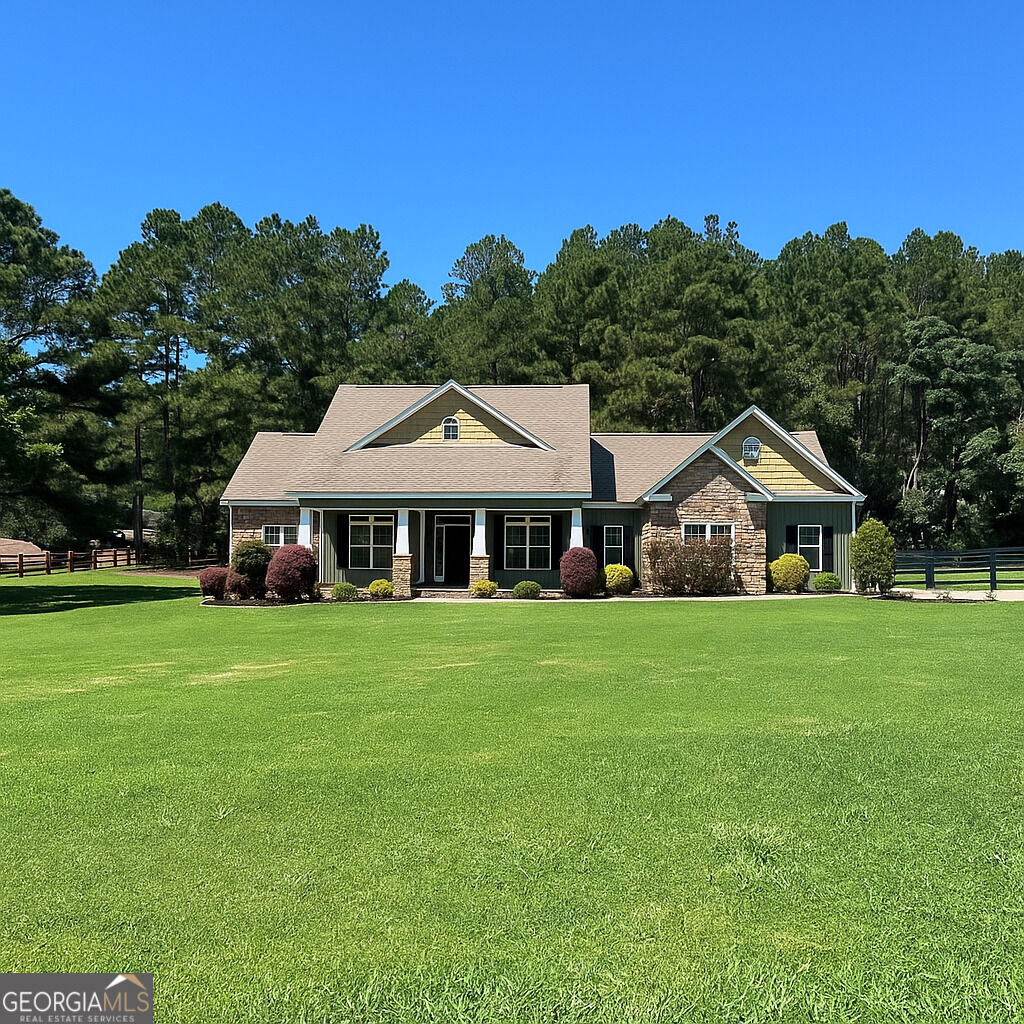 Property Photo:  1035 Peachtree Drive  GA 30824 