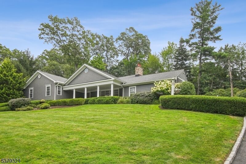 Property Photo:  400 Old Short Hills Rd  NJ 07078 