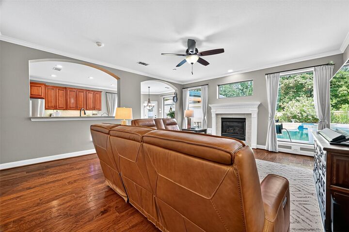 Property Photo: 16606 Darby House Street TX 77429