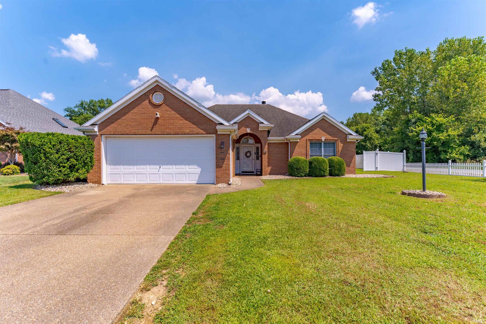 Property Photo: 5988 Willow Brook Court IN 47630