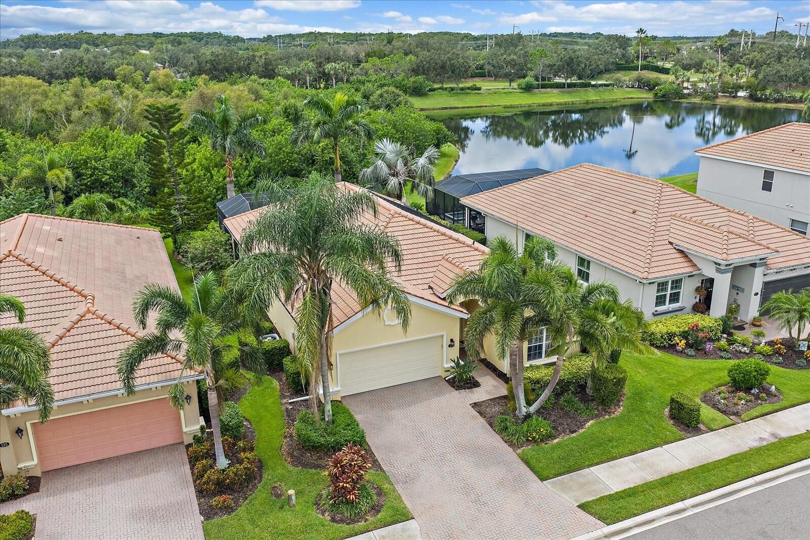 Property Photo: 131 River Enclave Court FL 34212