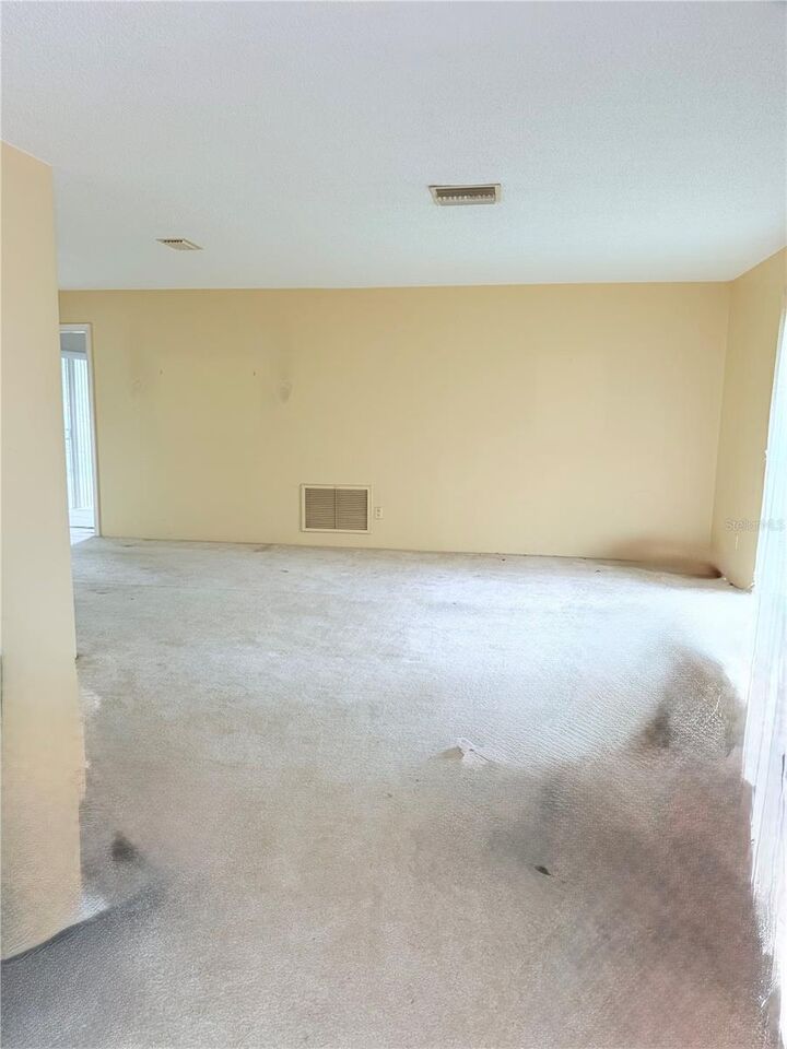 Property Photo: 6622 Glencoe Drive FL 33617