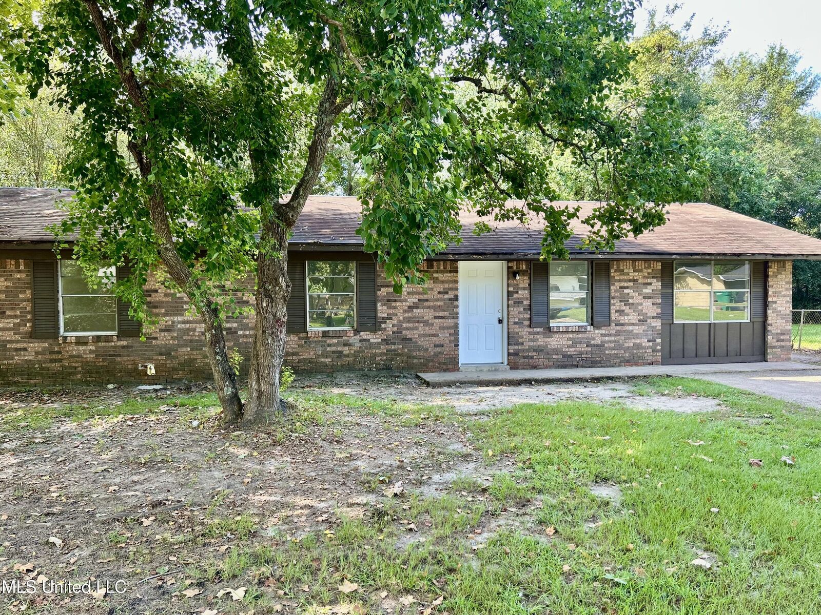 Property Photo: 322 Tandy Drive MS 39503