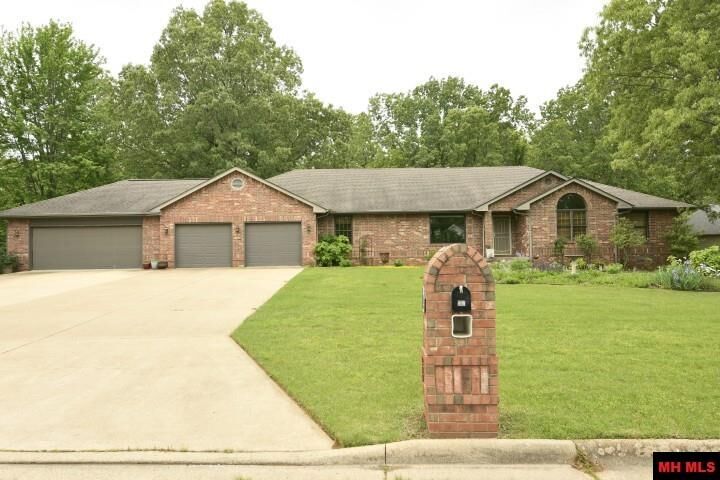 Property Photo:  32 Contemporary Drive  AR 72653 