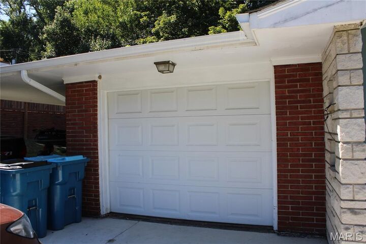 Property Photo: 1005 Ostle Drive IL 62234