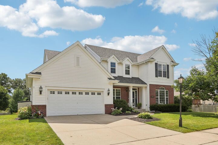 4143 Stillwater Cir  Waukesha WI 53189 photo