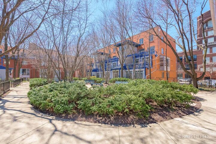 Property Photo: 1141 W Washington Boulevard 222 IL 60607
