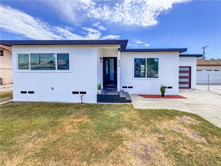 Property Photo:  434 W Poplar Street  CA 90220 
