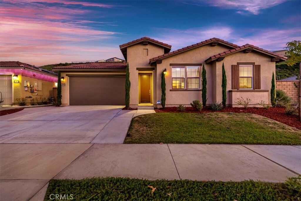 Property Photo:  2690 Santa Fiora Drive  CA 92882 