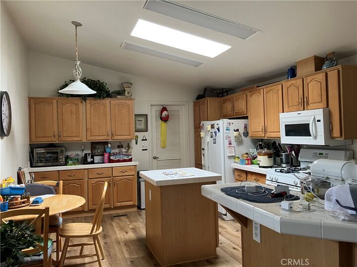 Property Photo: 1250 N Kirby Street 191 CA 92545