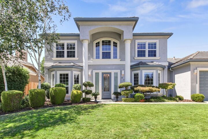 Property Photo: 957 Lake Front Drive CA 95831