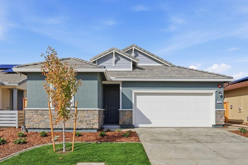 Property Photo:  1568 Edgewood Lane  CA 95648 