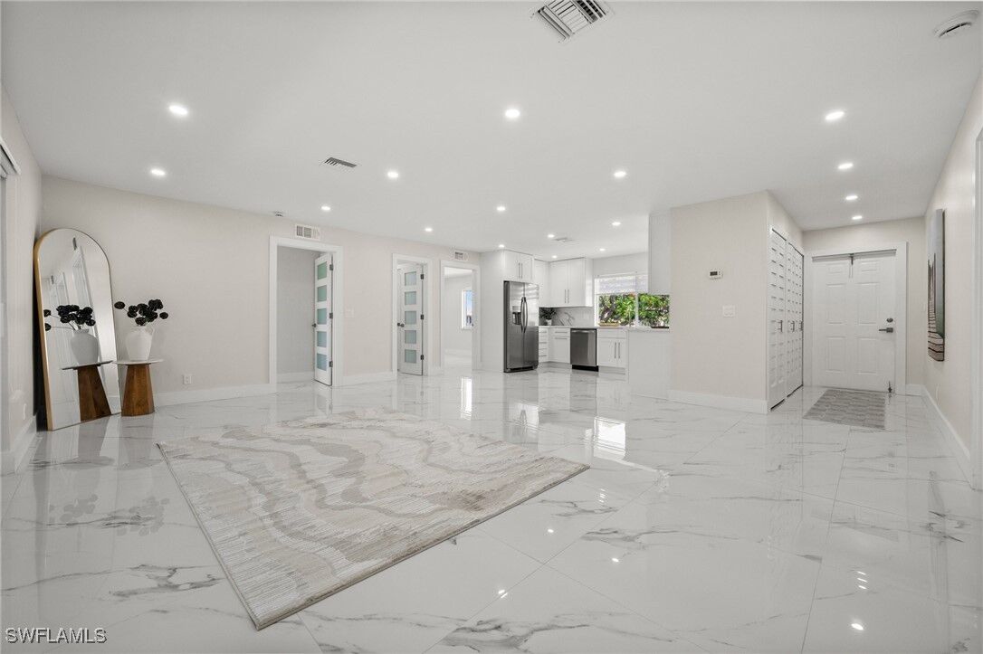 Property Photo: 292 Winners Circle 2776 FL 34112