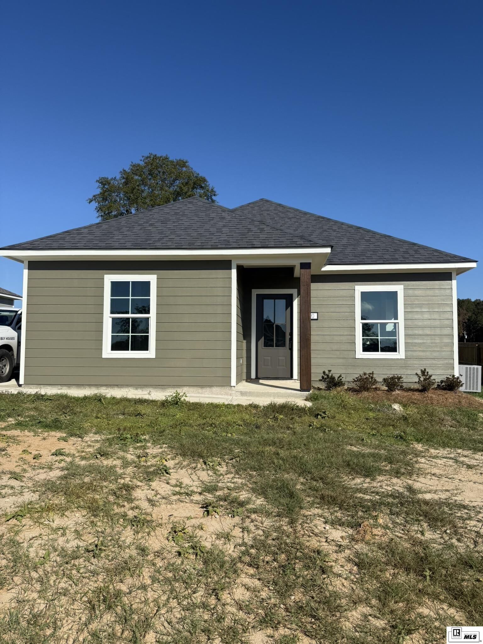 Property Photo: 120 Baywood Lane LA 71270